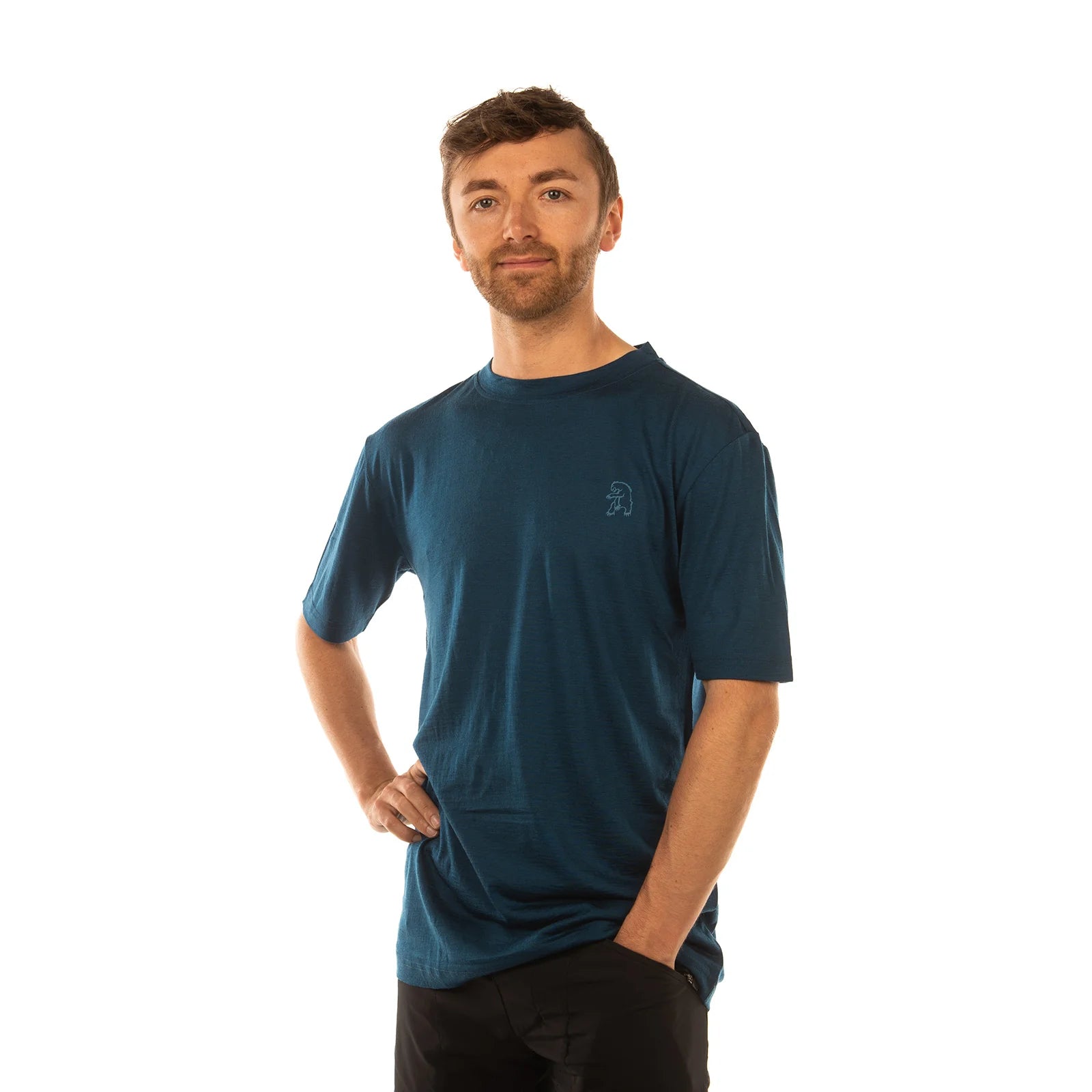 chromag-roam-mens-merino-mtb-jersey-navy_1600x1600_f23588c2-3b28-4136-9e58-7e0cc7e5e18a.webp
